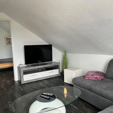 Διαμέρισμα Herzlich Willkommen In Der Dachstube