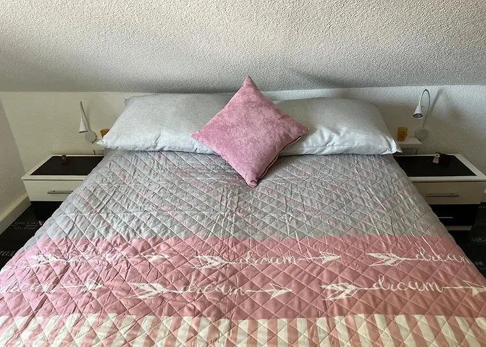 Herzlich Willkommen In Der Dachstube *